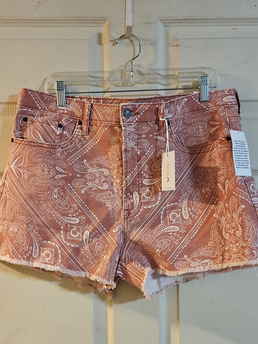 JESSICA SIMPSON GINGER HIGH RISE SHORT: BANDANA PRINT: DUSTY CEDAR: NWT: SIZE 16
